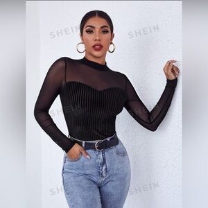 Mock neck velvet tee